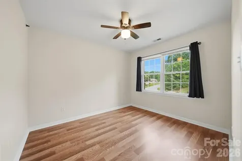 1737 9th Street Place SE Hickory NC 28602