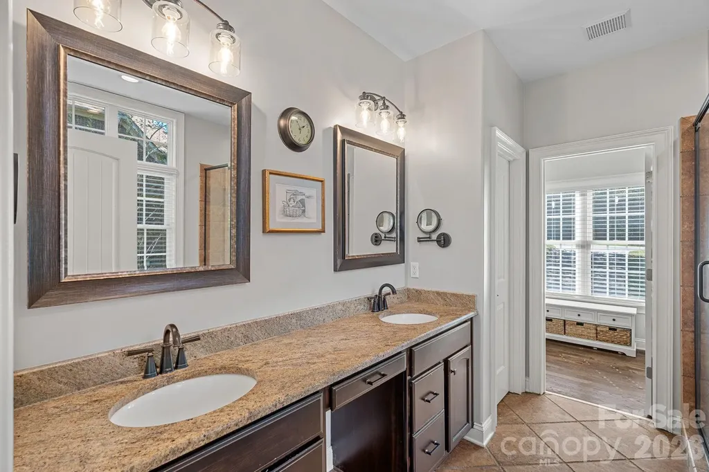 7809 Oak Haven Lane Stanley NC 28164