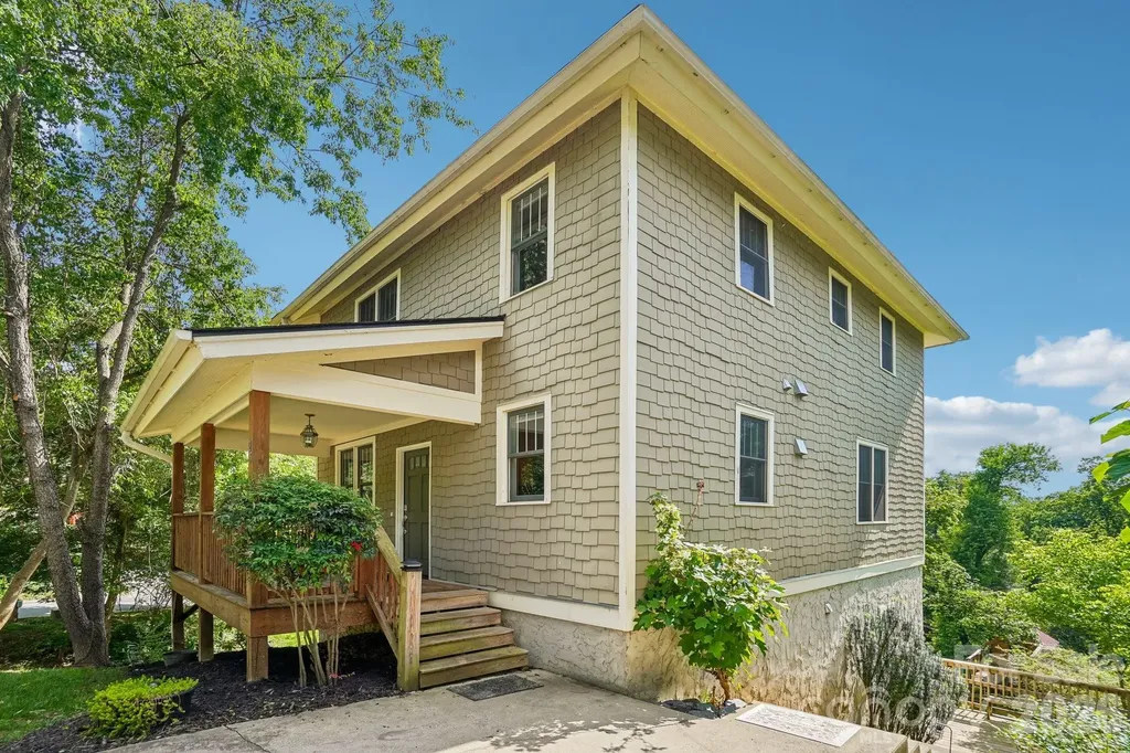 25 Houston Street Asheville NC 28801