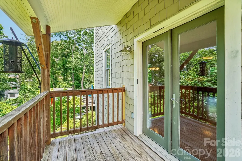 25 Houston Street Asheville NC 28801