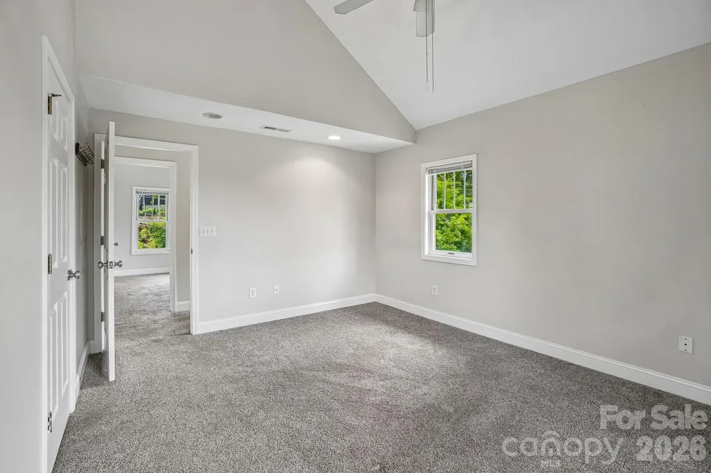 25 Houston Street Asheville NC 28801