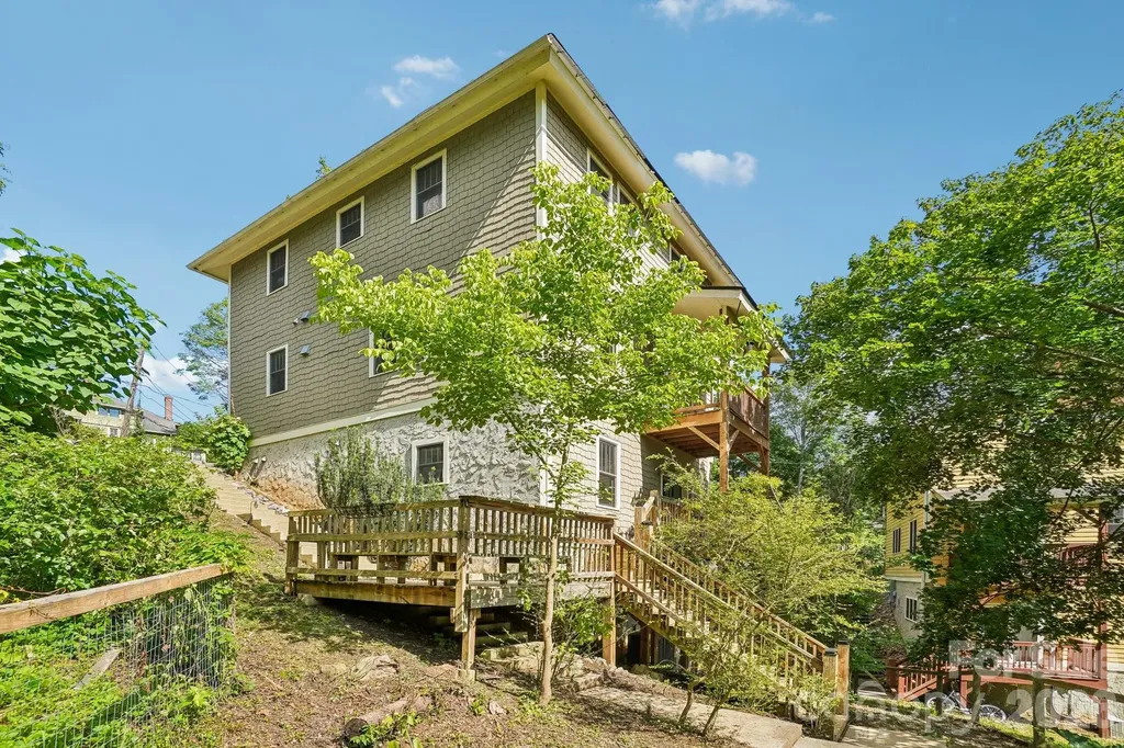 25 Houston Street Asheville NC 28801