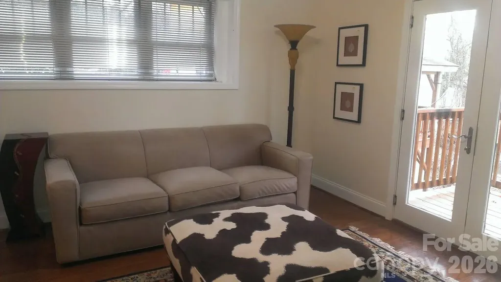 25 Houston Street Asheville NC 28801