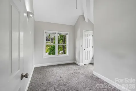 25 Houston Street Asheville NC 28801