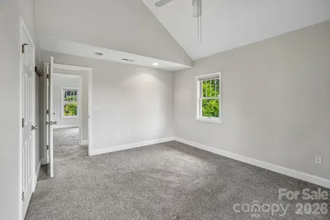25 Houston Street Asheville NC 28801