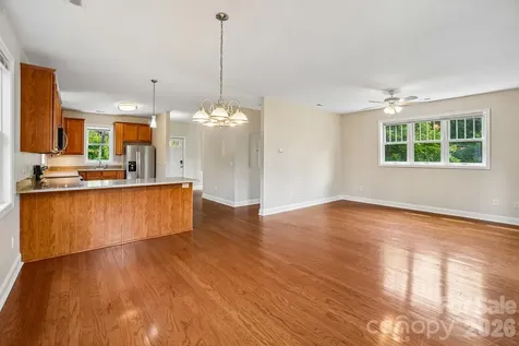 25 Houston Street Asheville NC 28801