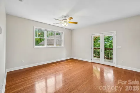 25 Houston Street Asheville NC 28801