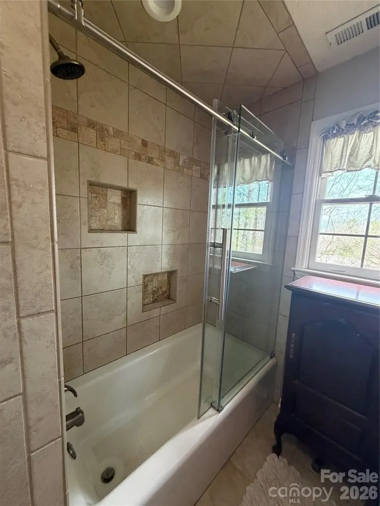 236 Robinwood Circle NE Lenoir NC 28645