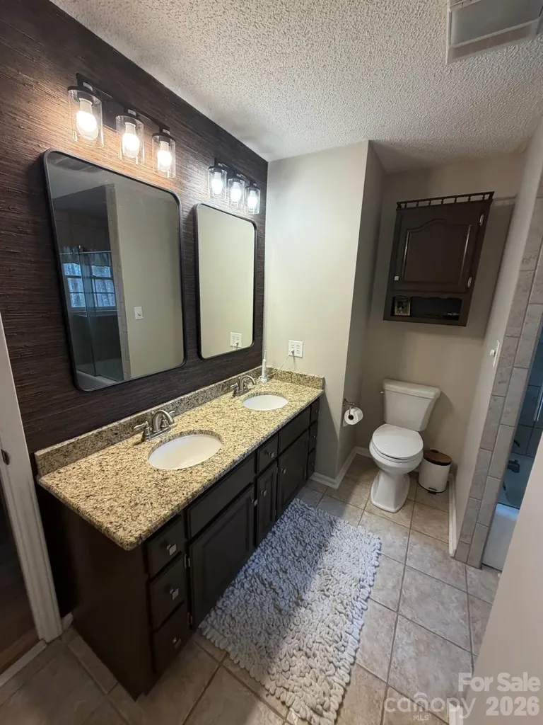 236 Robinwood Circle NE Lenoir NC 28645