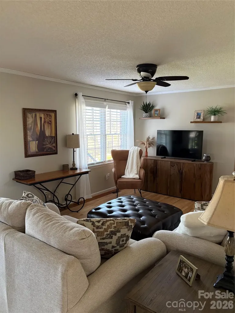 236 Robinwood Circle NE Lenoir NC 28645