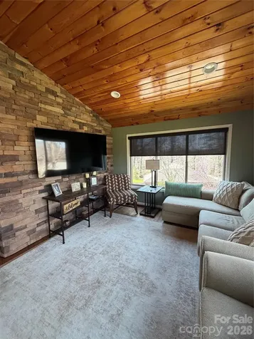236 Robinwood Circle NE Lenoir NC 28645
