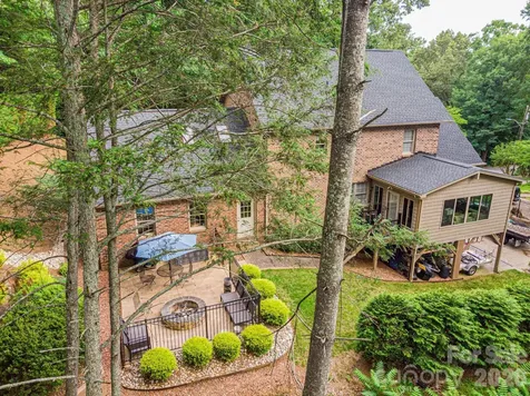 236 Robinwood Circle NE Lenoir NC 28645