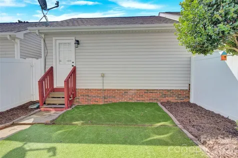 20528 Harbor View Drive Cornelius NC 28031