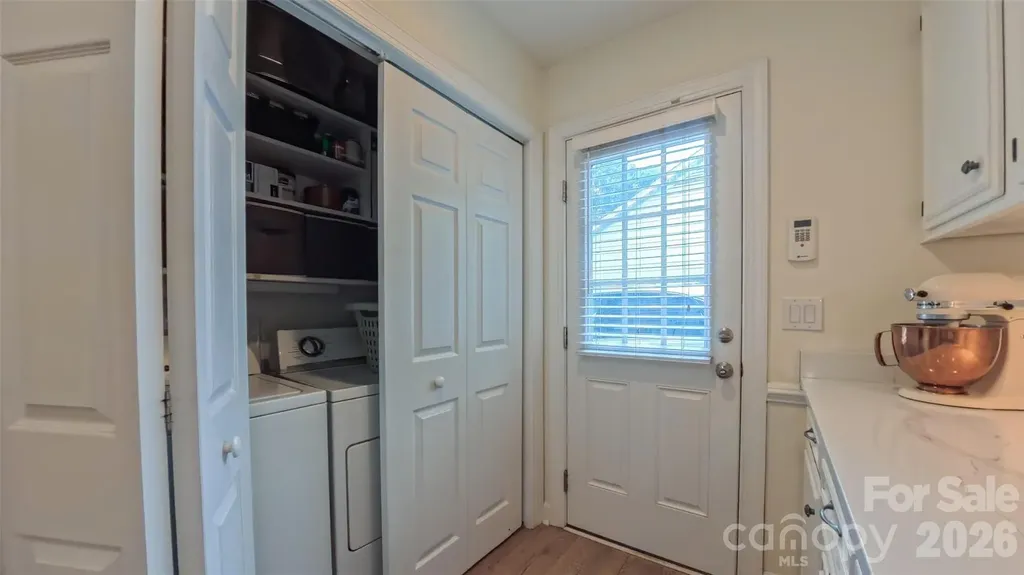 2425 Turnberry Lane Charlotte NC 28210