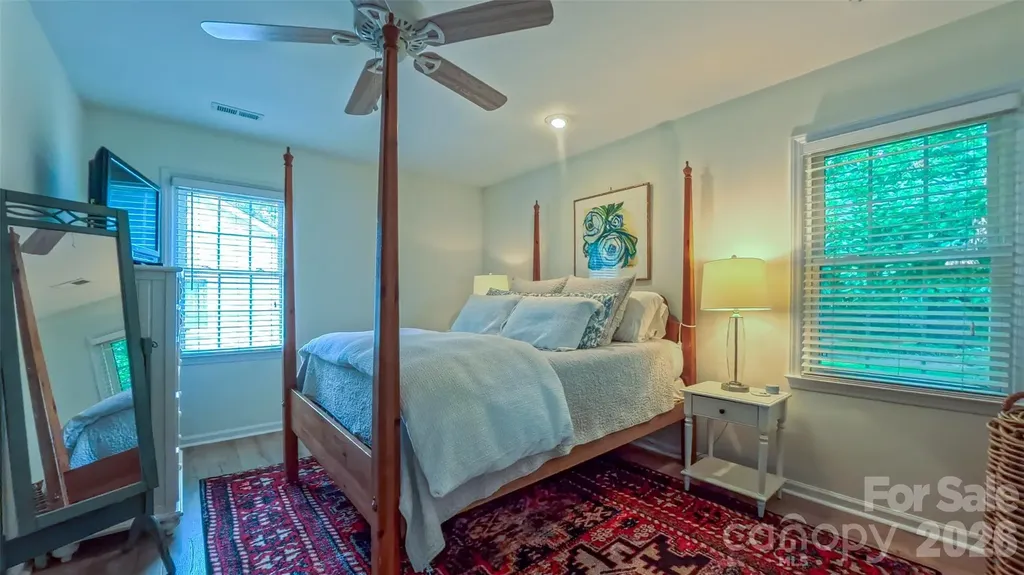 2425 Turnberry Lane Charlotte NC 28210