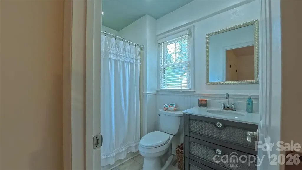 2425 Turnberry Lane Charlotte NC 28210