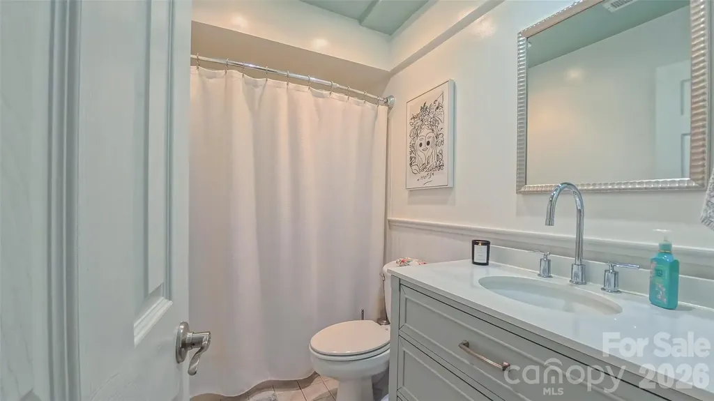 2425 Turnberry Lane Charlotte NC 28210