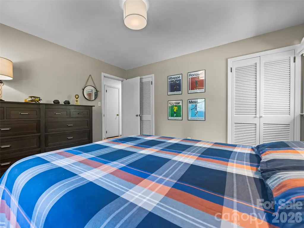 423 Vanderbilt Road Asheville NC 28803