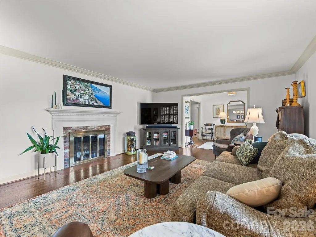 423 Vanderbilt Road Asheville NC 28803