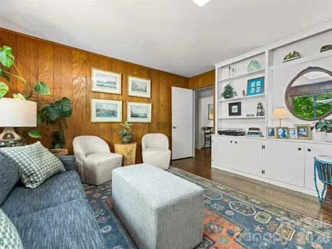 423 Vanderbilt Road Asheville NC 28803