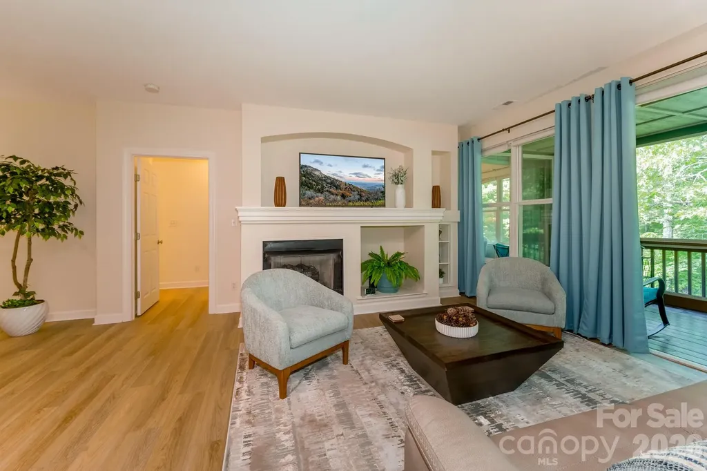 99 Ridgetop Circle Brevard NC 28712