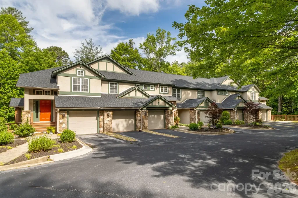 99 Ridgetop Circle Brevard NC 28712