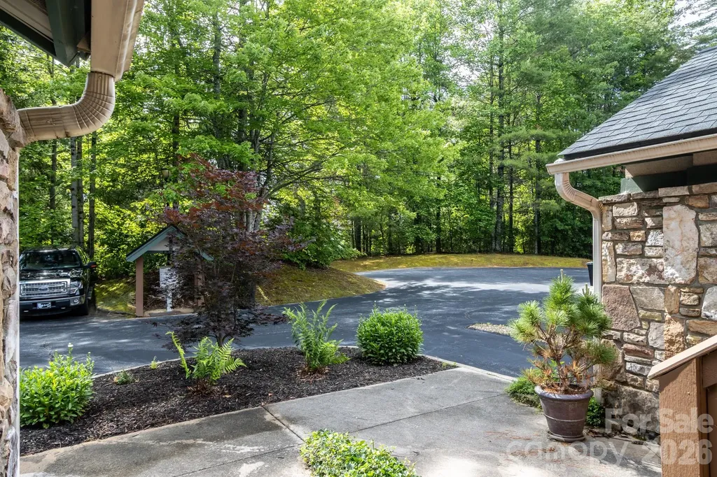 99 Ridgetop Circle Brevard NC 28712