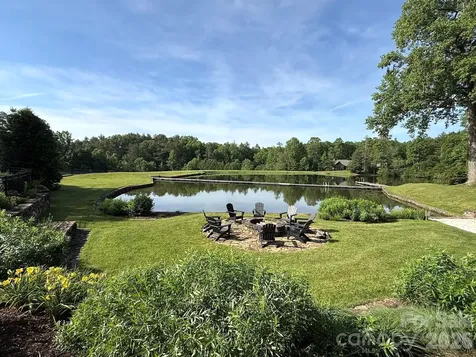 99 Ridgetop Circle Brevard NC 28712