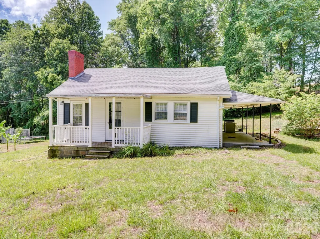 7049 Austin Little Mountain Road Elkin NC 28621