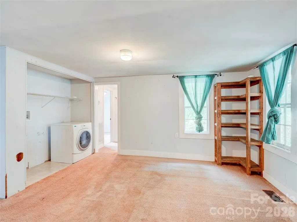 7049 Austin Little Mountain Road Elkin NC 28621