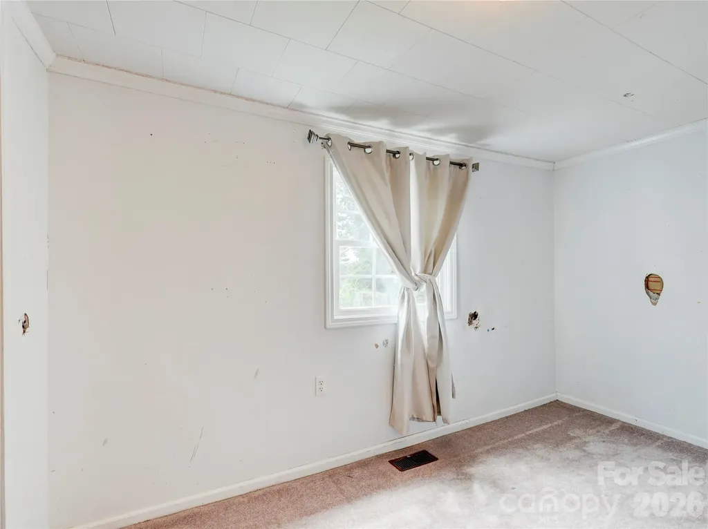 7049 Austin Little Mountain Road Elkin NC 28621