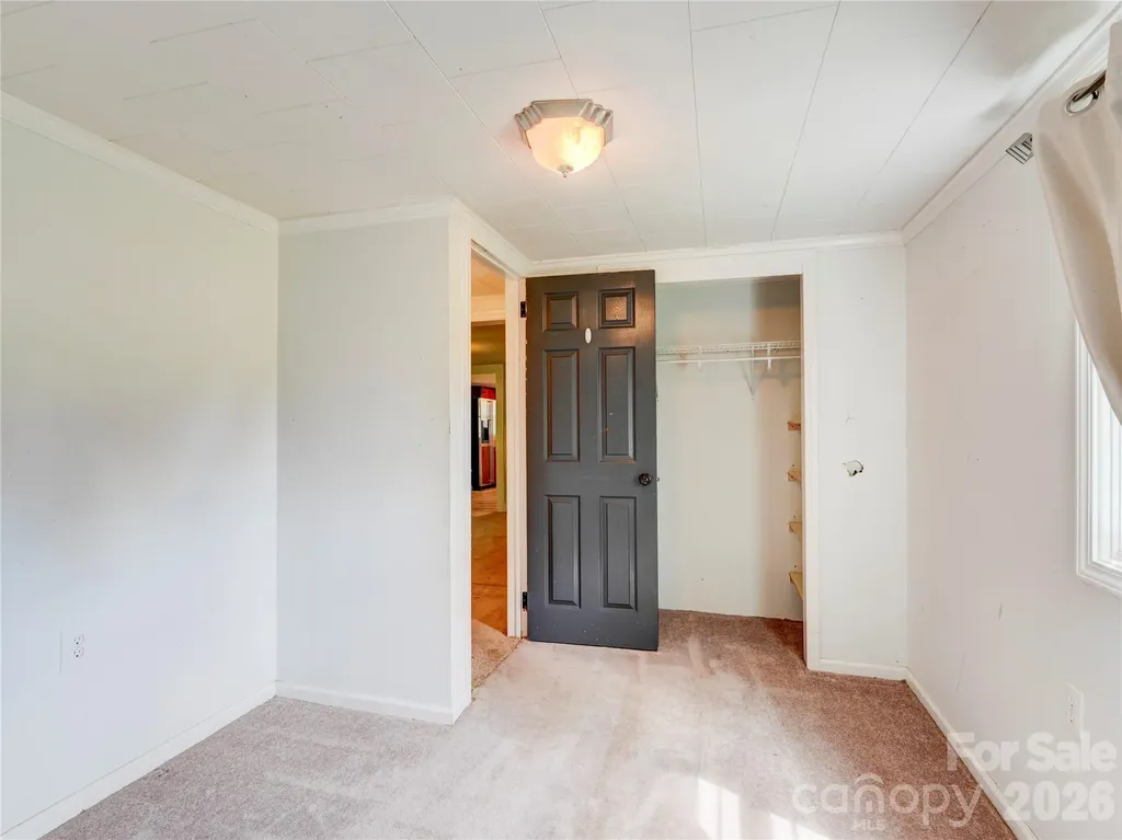 7049 Austin Little Mountain Road Elkin NC 28621