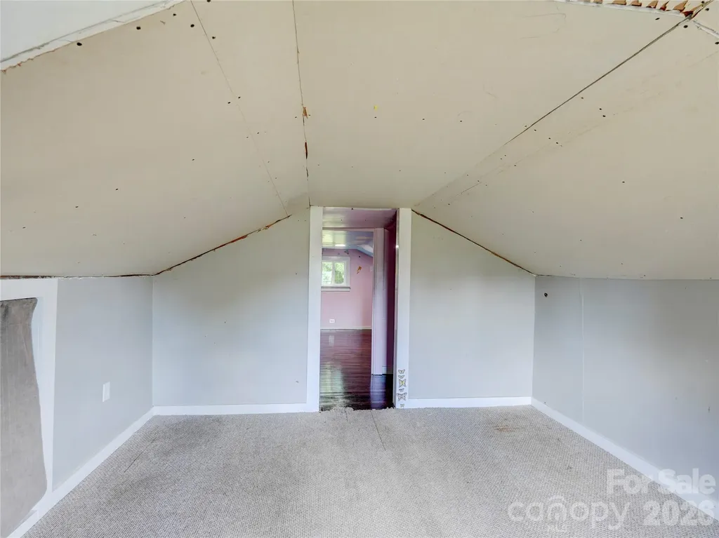 7049 Austin Little Mountain Road Elkin NC 28621
