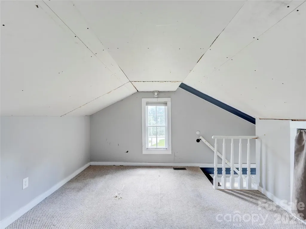 7049 Austin Little Mountain Road Elkin NC 28621