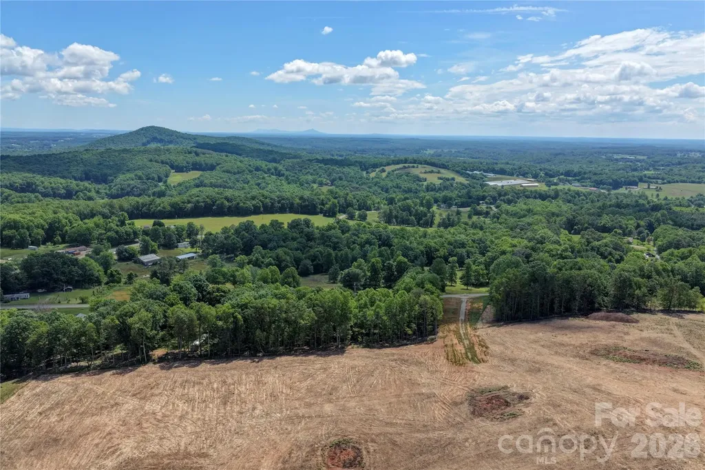 7049 Austin Little Mountain Road Elkin NC 28621