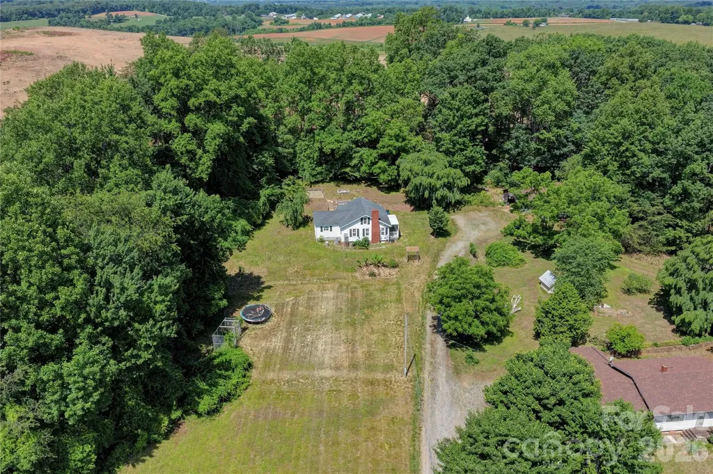 7049 Austin Little Mountain Road Elkin NC 28621