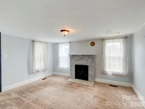 7049 Austin Little Mountain Road Elkin NC 28621