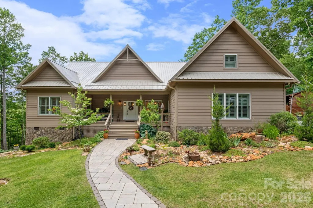 142 Highland Cove West Jefferson NC 28694
