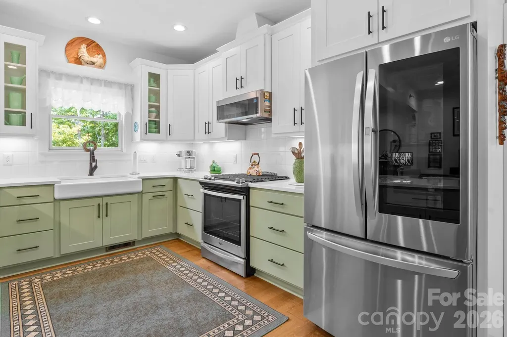 142 Highland Cove West Jefferson NC 28694