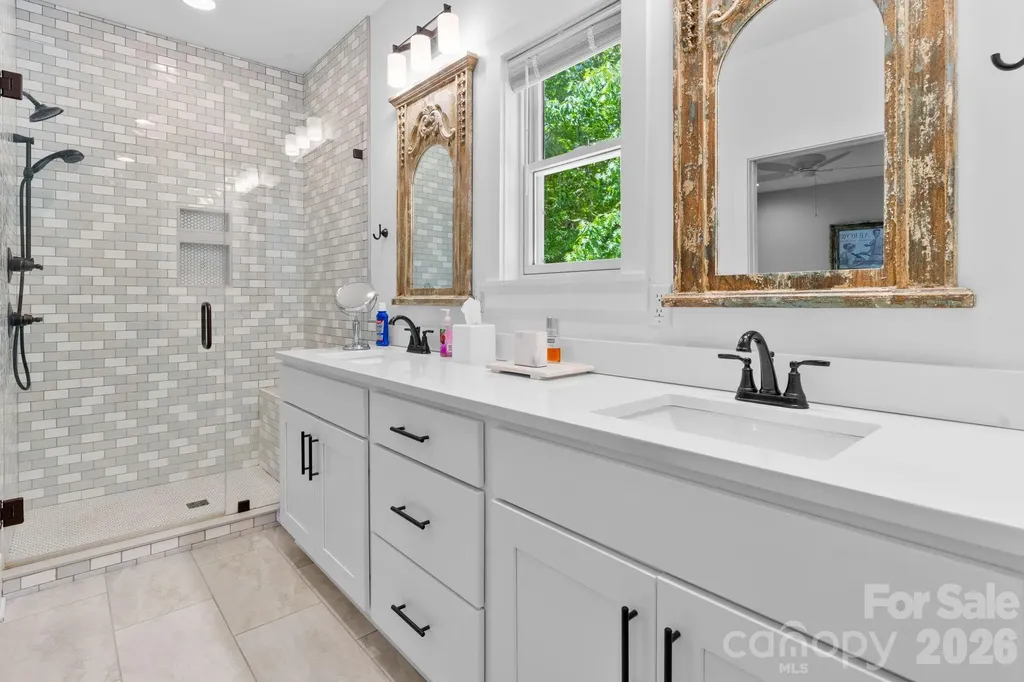142 Highland Cove West Jefferson NC 28694