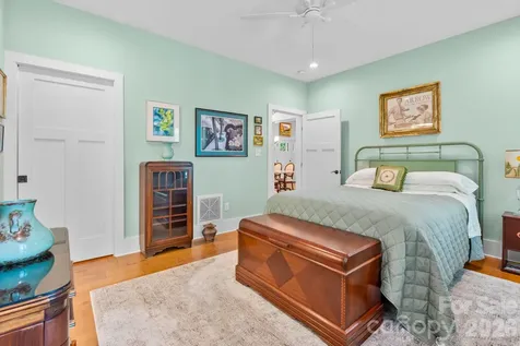 142 Highland Cove West Jefferson NC 28694