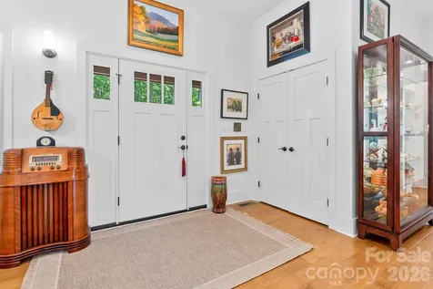 142 Highland Cove West Jefferson NC 28694
