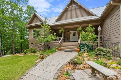 142 Highland Cove West Jefferson NC 28694