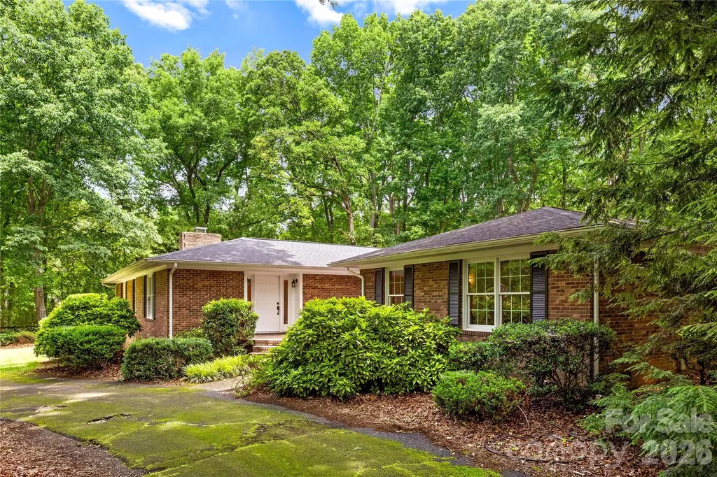 2038 Skyway Drive Monroe NC 28110