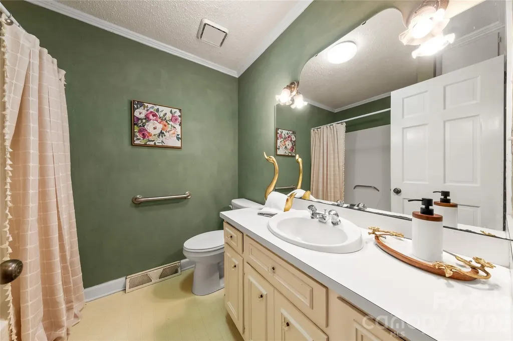 2038 Skyway Drive Monroe NC 28110