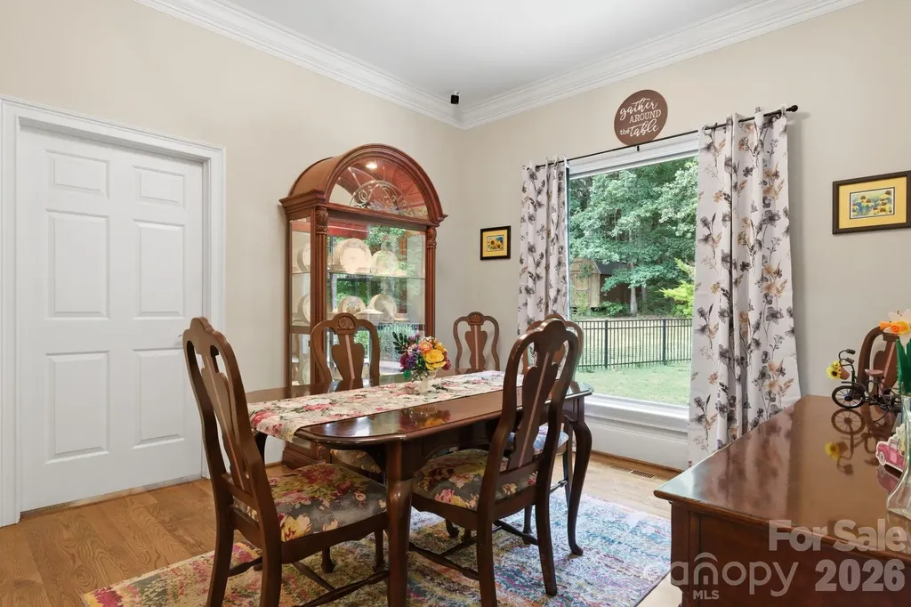1705 29th Avenue Place NE Hickory NC 28601