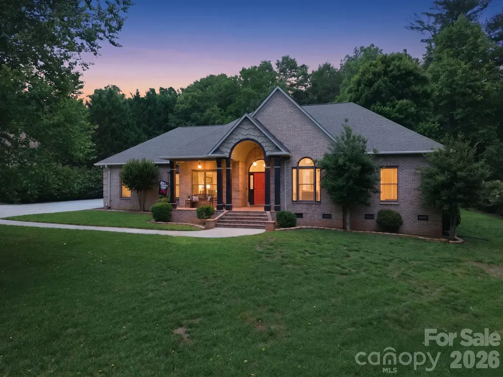 1705 29th Avenue Place NE Hickory NC 28601
