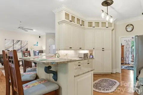 1705 29th Avenue Place NE Hickory NC 28601