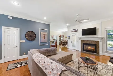 1705 29th Avenue Place NE Hickory NC 28601