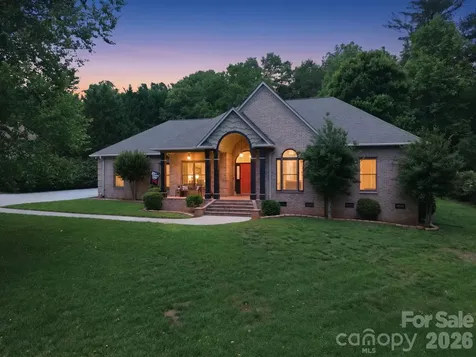 1705 29th Avenue Place NE Hickory NC 28601